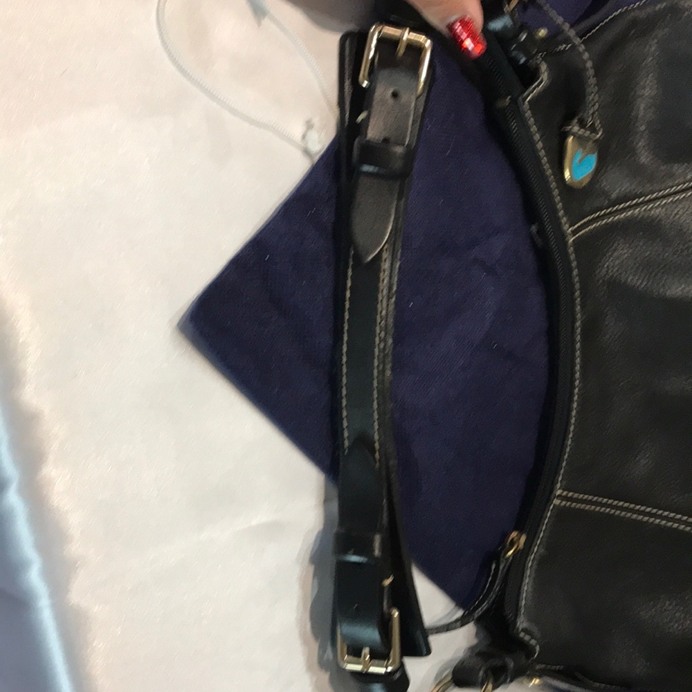 Dooney and Bourke - Picture 6 of 13